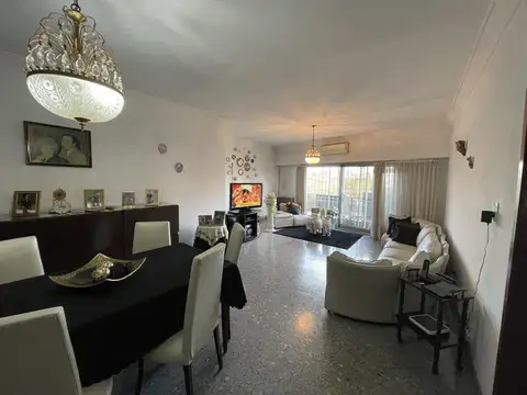 Departamento en Venta en Bernal Oeste, USD 120.000