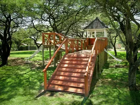 Hotel en Venta en Villa General Belgrano, USD 1.350.000