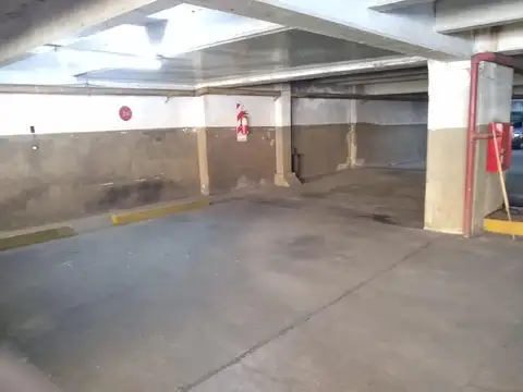 VENTA Cochera en Maipú 842 (Galería del Paseo)