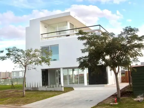 Casa  en Venta en Los Lagos, Nordelta, Tigre