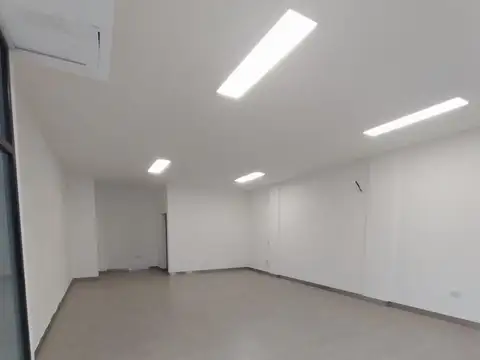 Local en Alquiler en Salta, $ 600.000