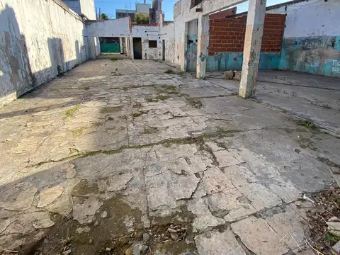 ¡Ideal inversión! Inmueble en zona comercial - Los Polvorines