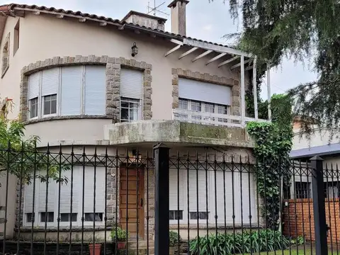 Presidente Domingo Faustino Sarmiento 2400 - Castelar Norte