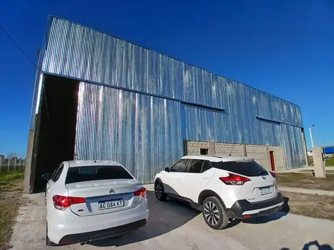 Galpon en Alquiler 40  mts Fondo