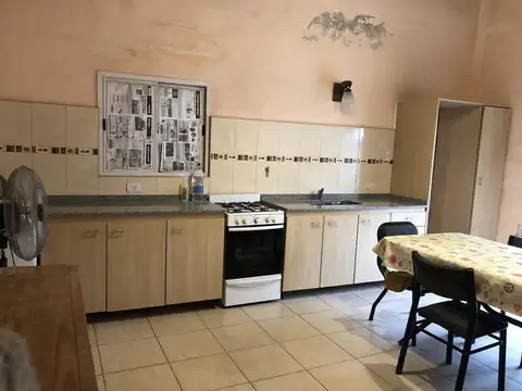 VENTA TERRENO CON CASA EN MORON