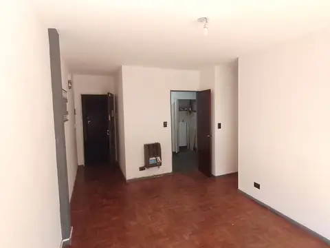 Departamento en el centro de Rosario, a 3 cuadras del Río y 3 del centro.