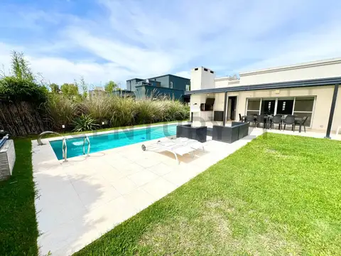 ALQUILER CASA LA CESARINA 4 AMBIENTES