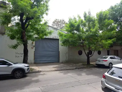 Galpon en Venta en Pompeya, USD 470.000