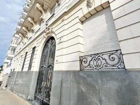 Departamento 8 ambientes con 4 baños