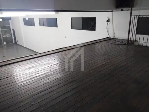 Local en Venta 40 años