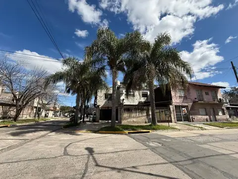 VENTA CASA/PH 4 AMB. EN SAN FERNANDO CON PATIO