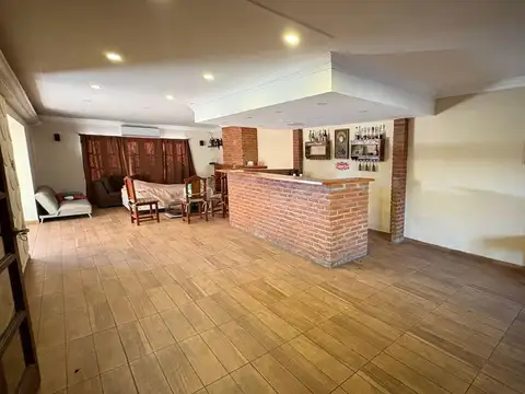 Casa en Venta de 6 dormitorios