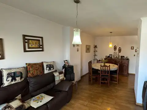 Departamento en Alquiler en Abasto, $ 700.000