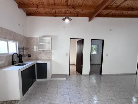 Departamento en Alquiler en Pilar, $ 800.000