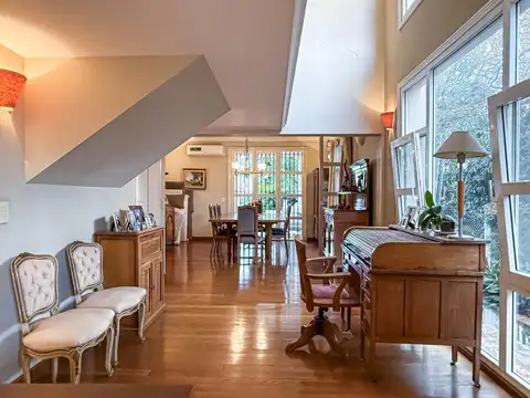 Casa en Alquiler al Este