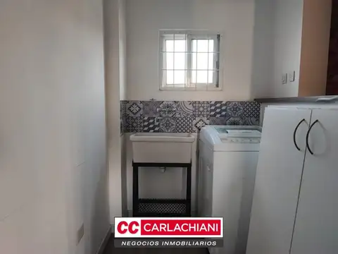 Departamento en Alquiler en Las Parejas, $ 550.000