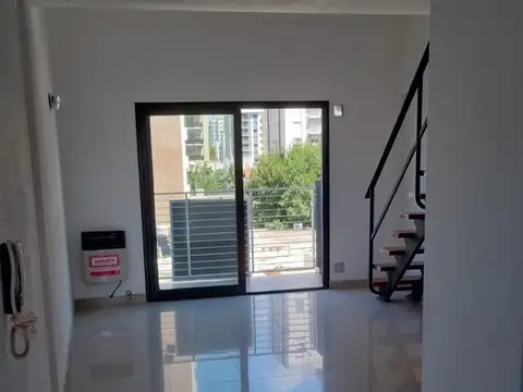 ALEM  al 200 Entre Brown y Alvear