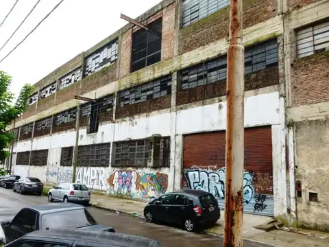 Galpon en Alquiler en Lomas Del Mirador, USD 14.000