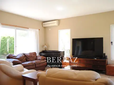 Casa en Venta en San Isidro Labrador, USD 430.000