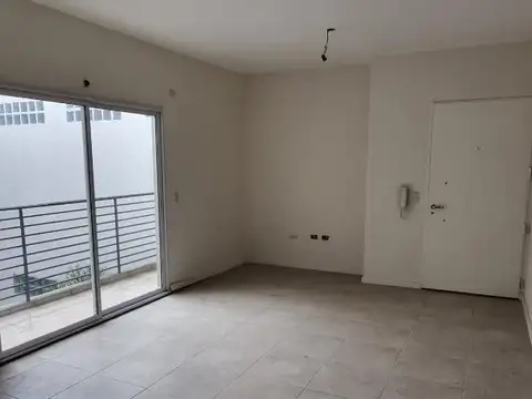 Depto Tipo Casa en Alquiler en Caballito, $ 550.000