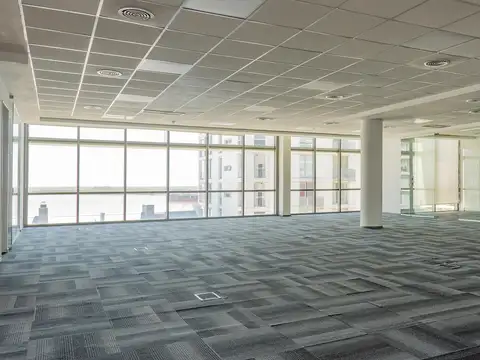 Oficina en Venta al Norte