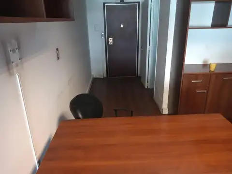 VENTA OFICINA MUY BUEN ESTADO Av. BELGRANO 600 SAN TELMO