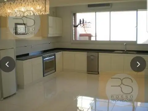 Casa en Venta en Ramos Mejia Sur, USD 529.000