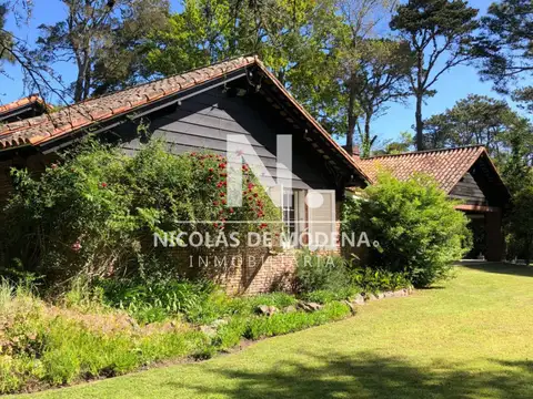 Casa 4 ambientes con 3 baños