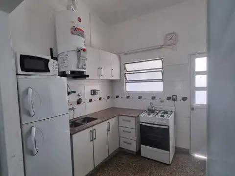 Casa en Alquiler Temporal con 1 cochera
