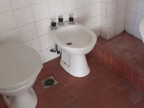 Avenida Bartolomé Mitre 2800