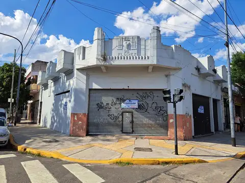 Local en Venta 80 años