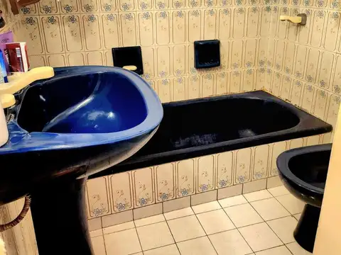 Casa en venta - 3 Dormitorios 1 Baño - Barracas