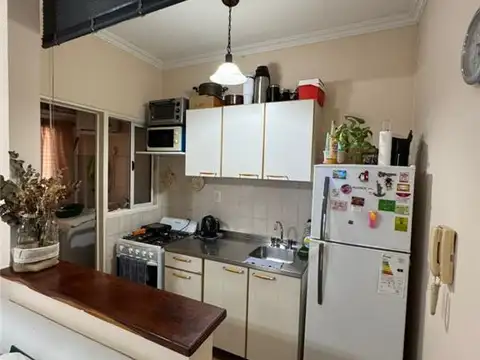 Pasaje La Rosada 1800, Piso 5