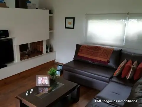 Casa 4 ambientes con 4 baños