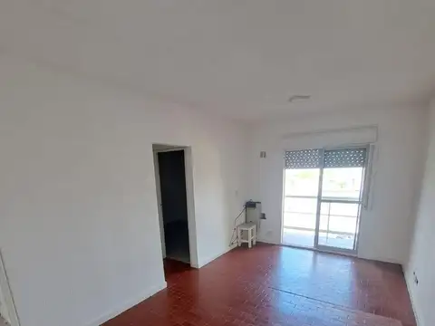 San Pedro 140 , Piso 8