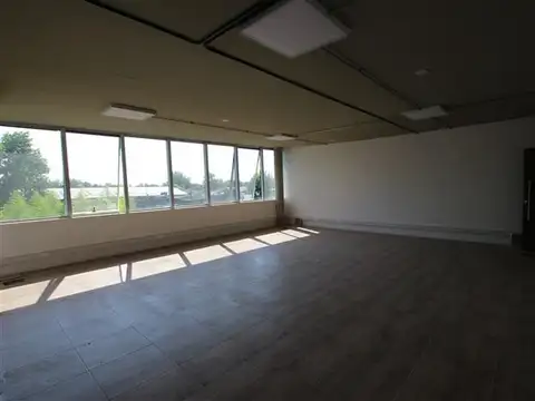 Oficina en Venta al Este