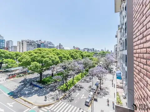 Bernardo De Irigoyen 200