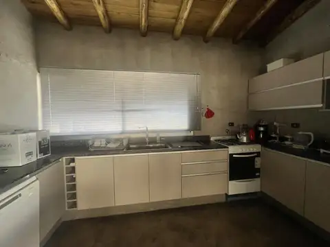 Casa en Venta en La Carrera, USD 480.000