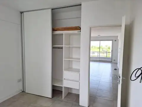 VENTA Excelente 2 ambientes  52 m² con gran Living Comedor a m Parque Saavedra y Medios Transporte