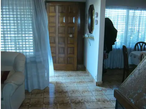 Casa en Venta en Villa Raffo, USD 220.000