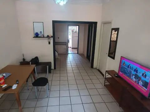 Depto Tipo Casa en Venta 50 años