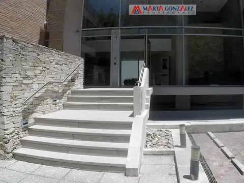 San Lorenzo 84 , Piso 1