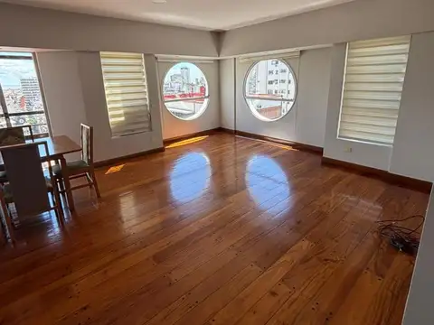 Departamento en Alquiler de 4 ambientes