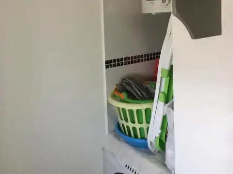 Balcarce 300, Piso 2