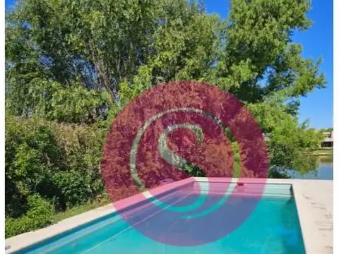 Casa en Venta con 4 cocheras