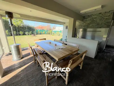 Casa en Venta al Este