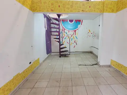 Local en Alquiler en Centro, $ 700.000