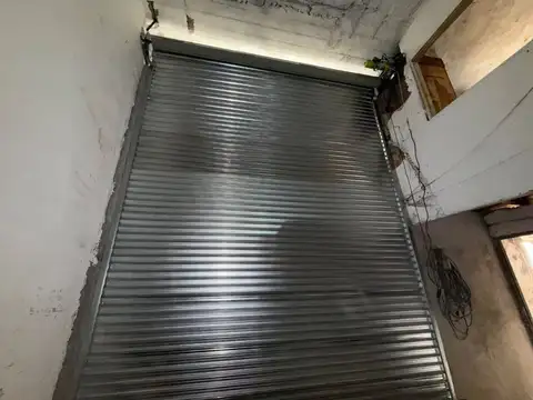 Galpon en Venta en Valentin Alsina, USD 195.000