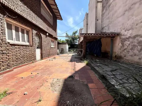 Local en Alquiler en Ramos Mejia, USD 1.000