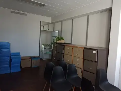 Oficina en Alquiler 61 años